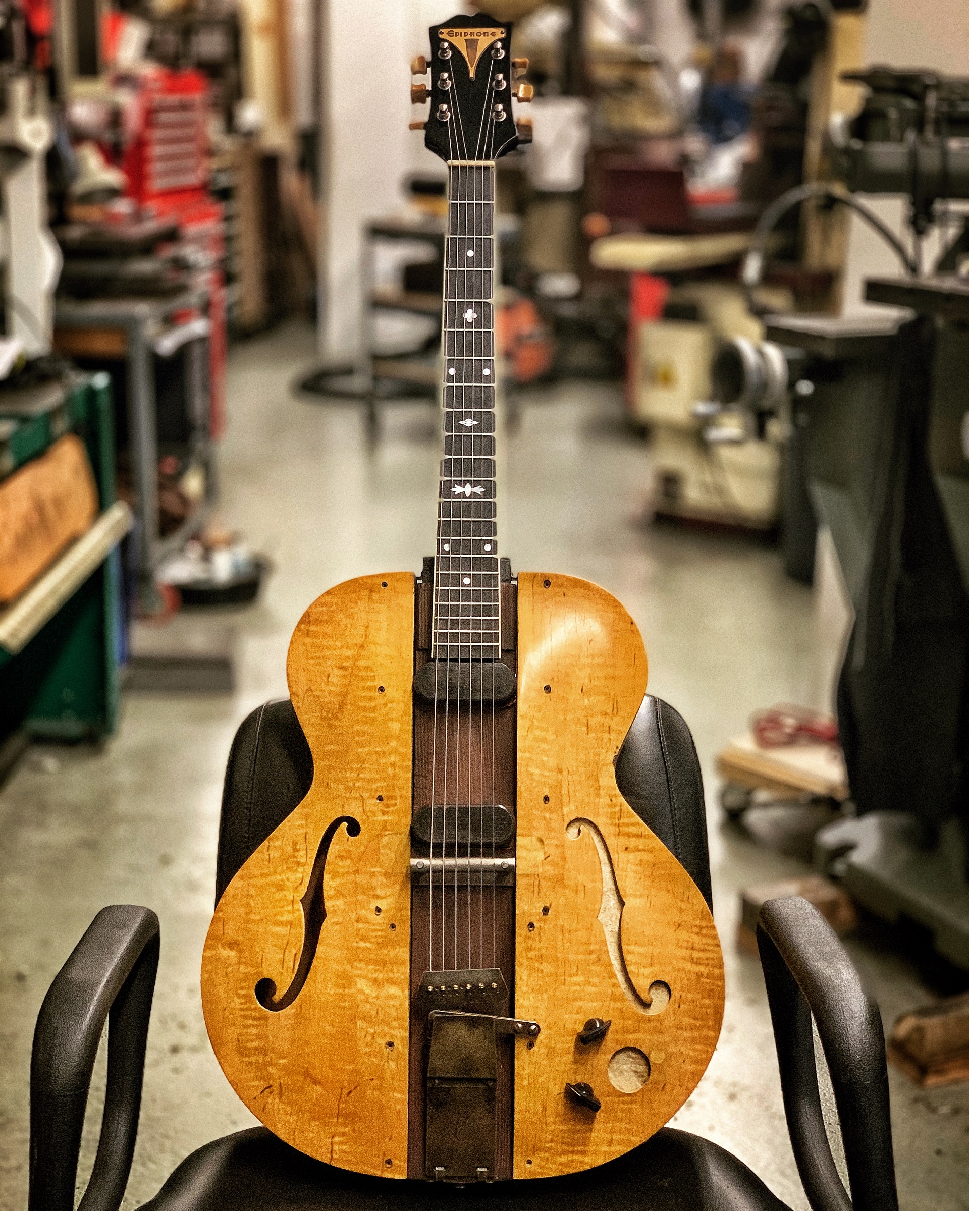 Les Paul's Log Prototype